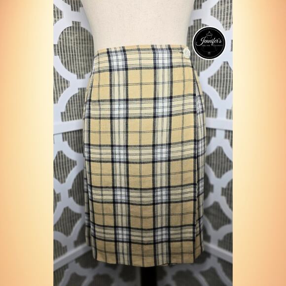 Jones New York Vintage Khaki and Black Plaid Linen Wrap Skirt Size 12 - Picture 1 of 10